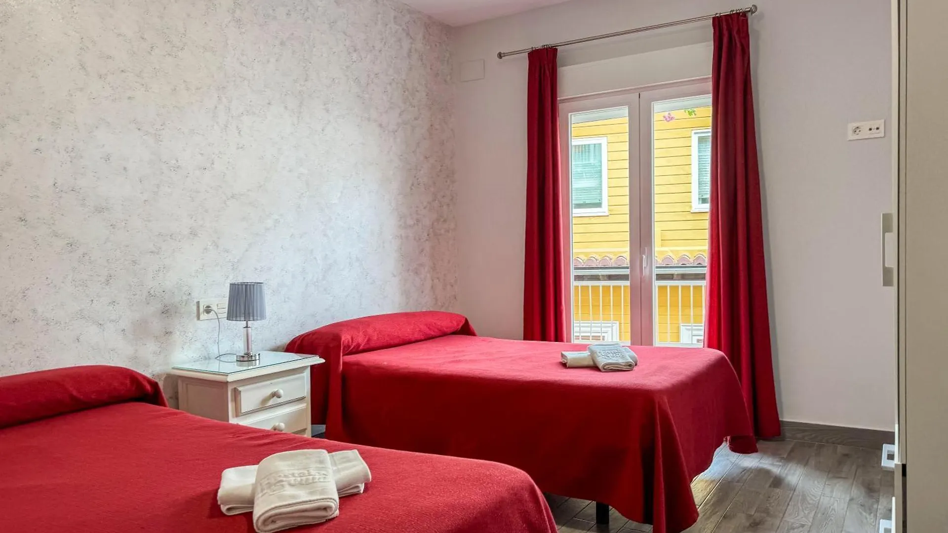 Cedran Granada Apartamento 0*,
