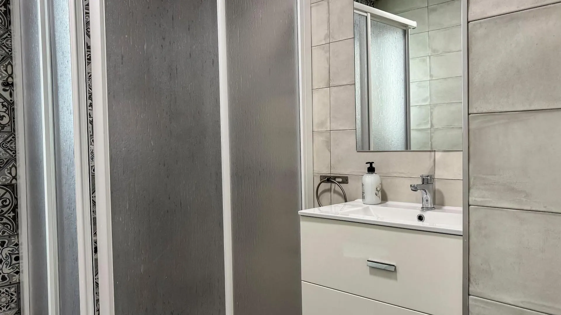 Cedran Granada Apartamento Апартаменты